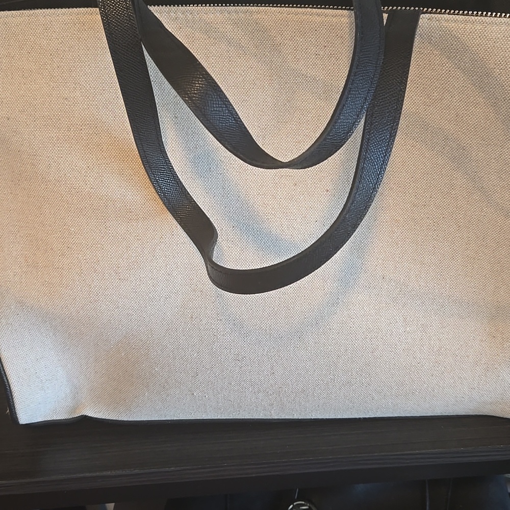 bebe Beige LARGE Canvas Tote with Black & White Center Stripe NWT - Picture 3 of 5